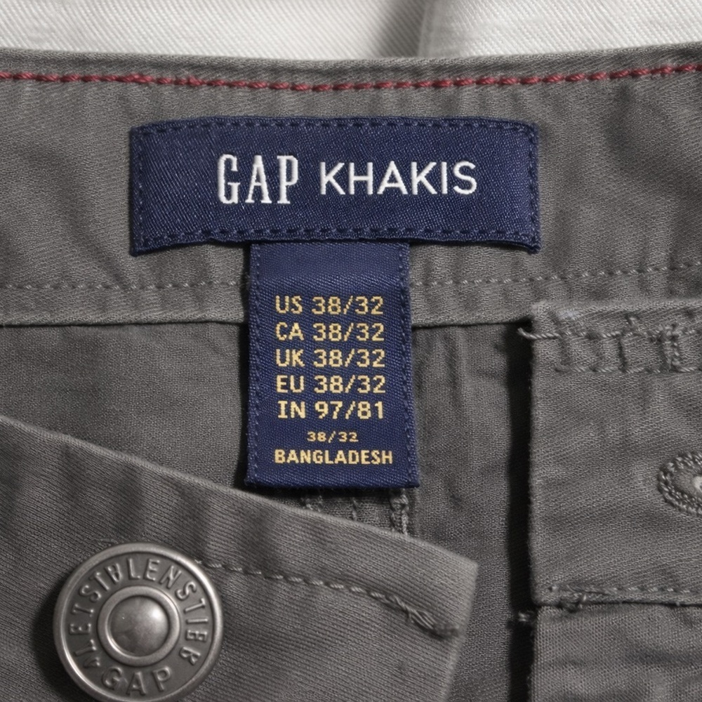 GAP Khakis Gray Chino Pants 38x32 Men’s Classic Fit - Picture 2 of 2